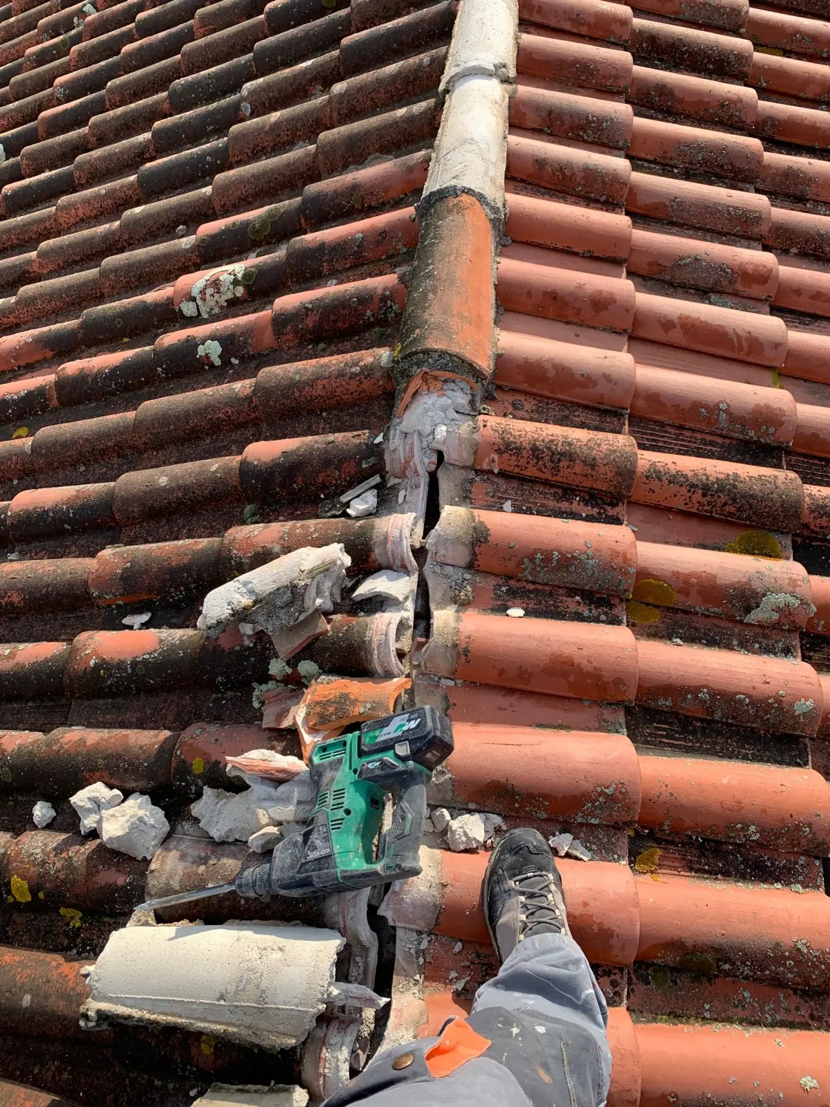 Réparation toiture tuiles Essonne 91