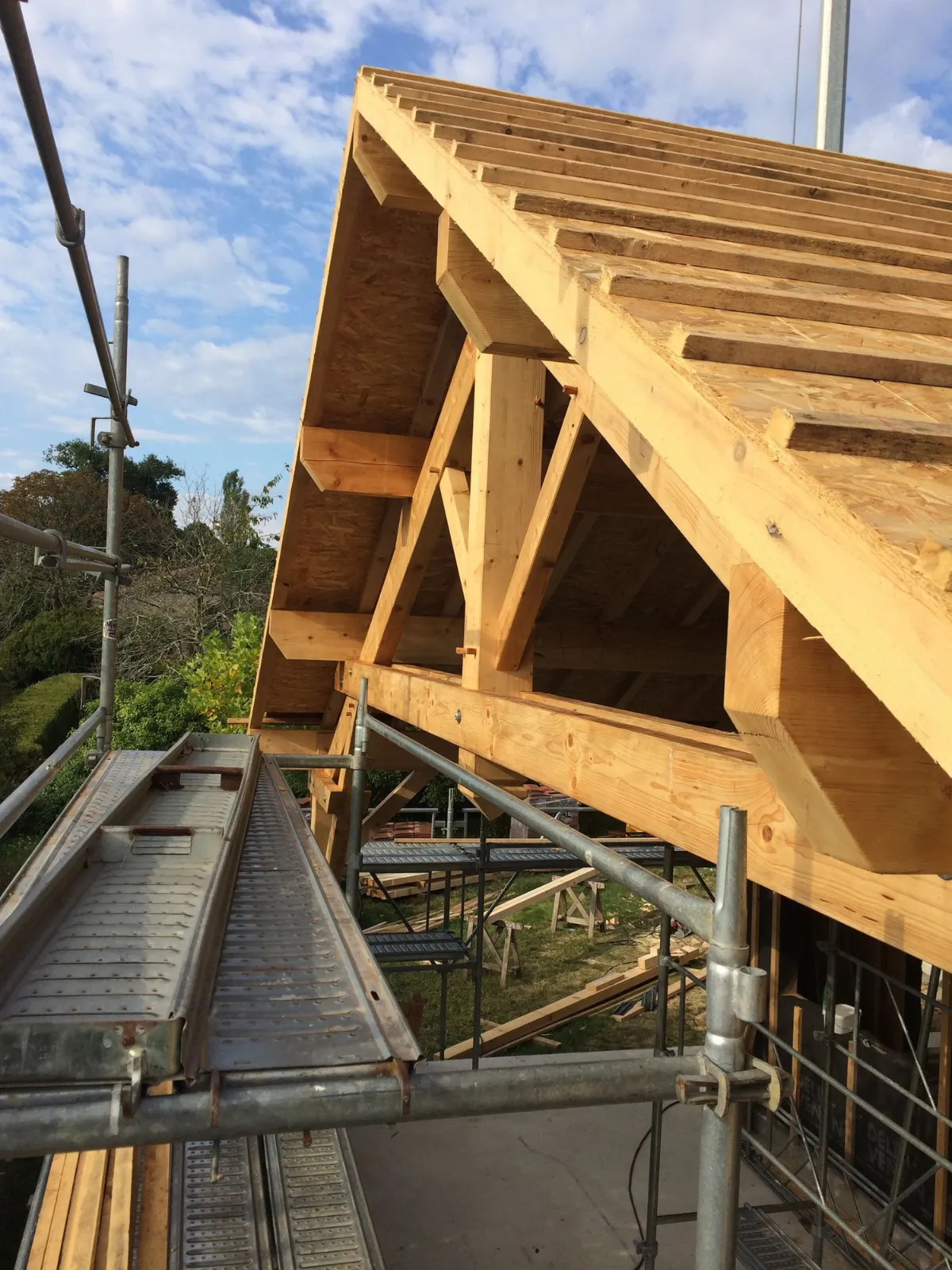 Travaux charpente bois Essonne